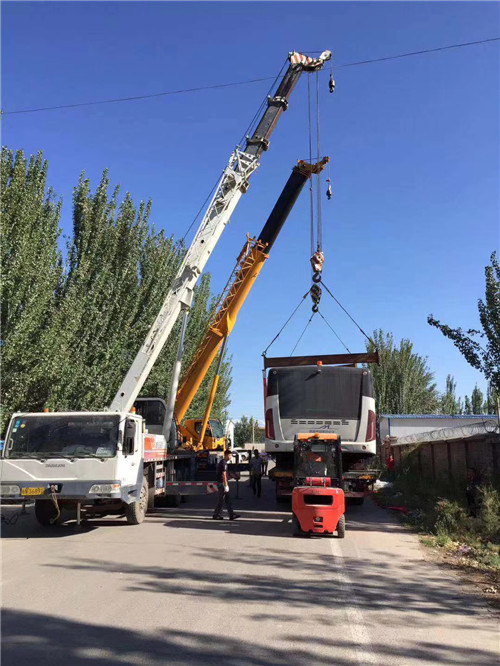 市南区港口集装箱搬运案例